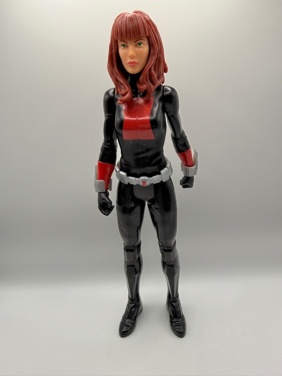 Marvel Action Figure Bundle - Picture 2 of 10